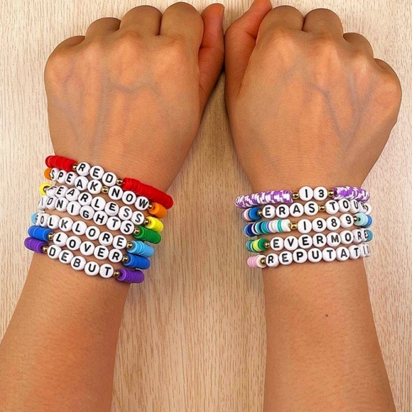 Taylor Swift Inspired Friendship Bracelet Sets - Picture 3 of 9